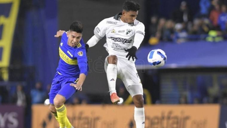 El gol de Varela, fue el primero de su carrera en la primera división y el 8.000 en la historia de Boca